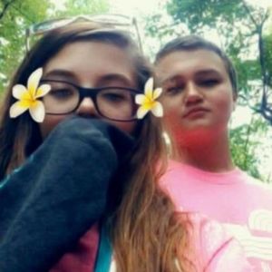 Meet your Posher, Danielle